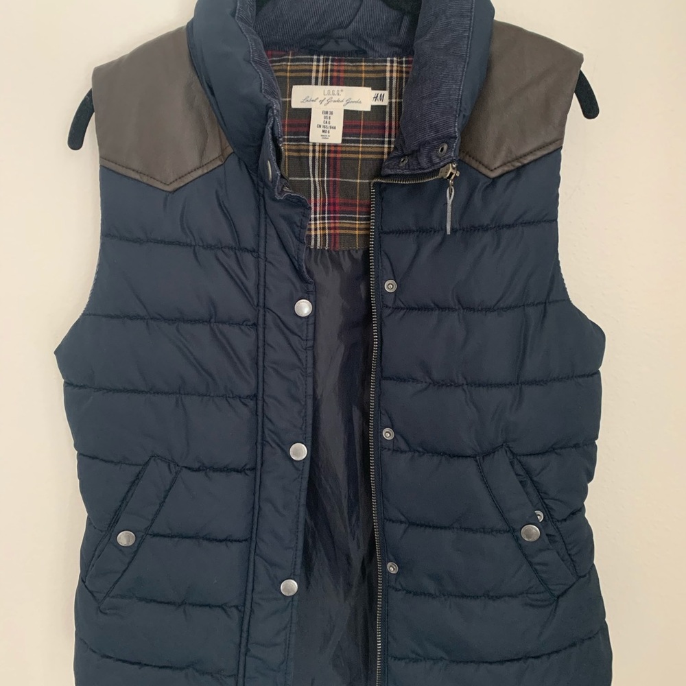 Women’s puffer vest